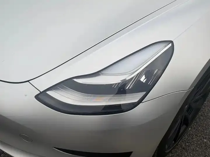 2020 Model 3 Refreshed Standard Range Rear-Wheel Drive Upgrade Version 10