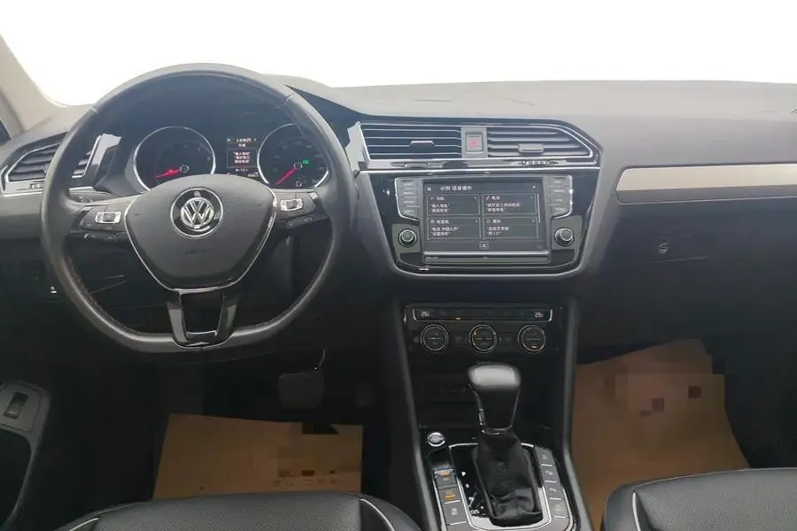 Tiguan L 2018 380TSI Automatic Four-wheel Drive Flagship Edition 2