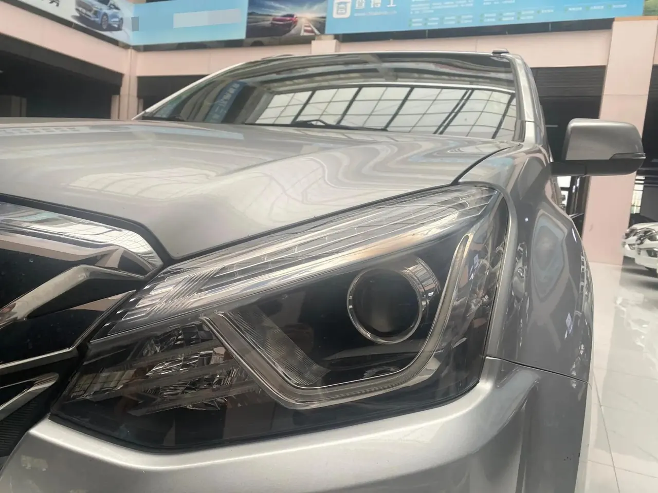 mu-X Pastoral Ranger 2020 1.9T Diesel Auto Two-Drive Jinyue Edition 5-seat Country VI 7