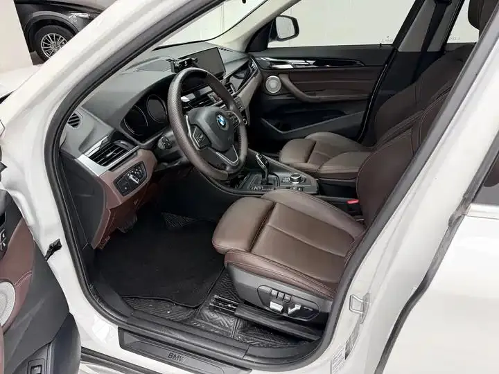 BMW X1 2022 sDrive20Li fashion 10