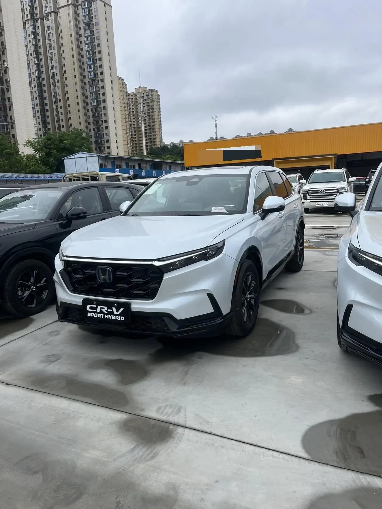 Открыть галерею: Honda CR-V New Energy 2024 CR-V e:HEV 2.0 CVT Front-Wheel Drive Smart Edition Automatic