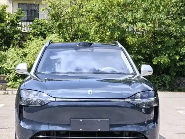 AITO M9 2024 extended range Ultra version 42kWh 6-seat version 6