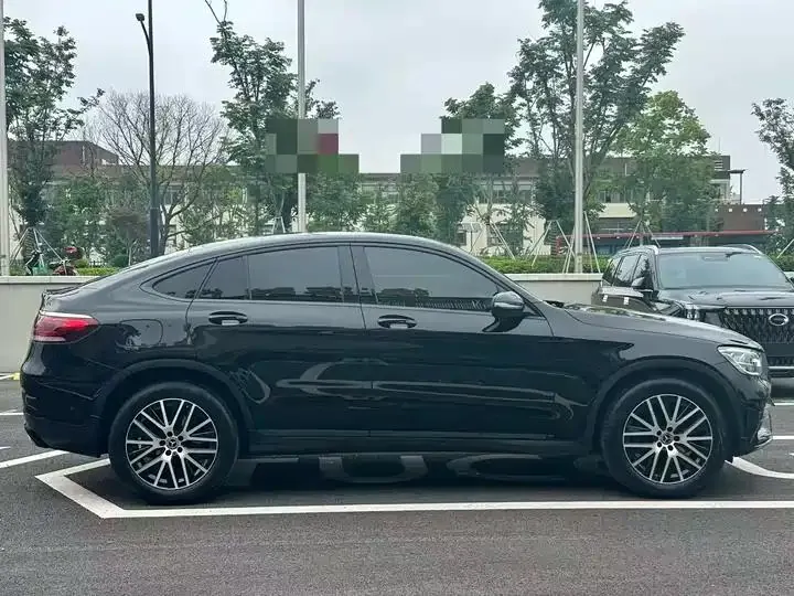 Mercedes Benz GLC Coupe 2023 GLC 260 4MATIC Coupe SUV 12