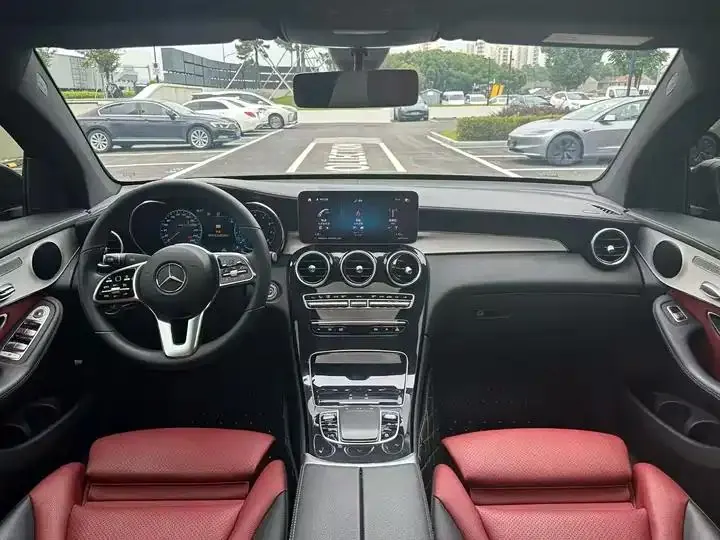 Mercedes Benz GLC Coupe 2023 GLC 260 4MATIC Coupe SUV 15