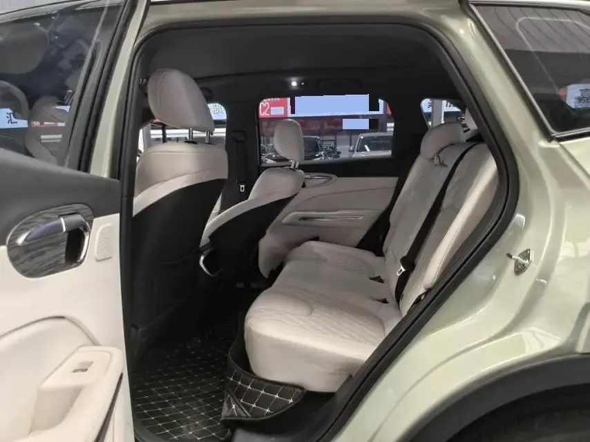 Bestune 2025 yueyi 07 1.5T 210km leisurely version of automatic gear 8