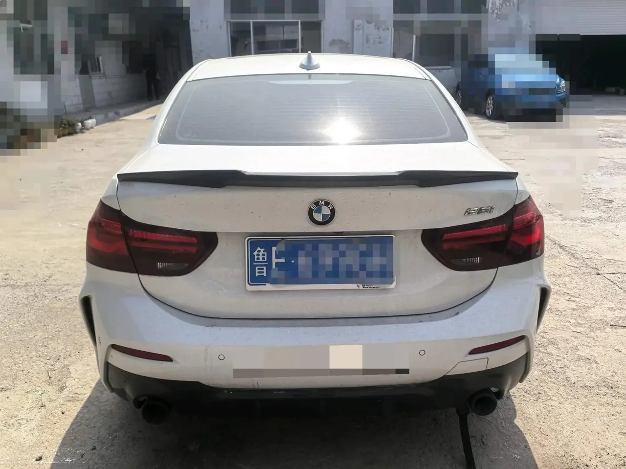 BMW 1 Series 2023 125i 2.0T M Sport Night Edition Automatic 3