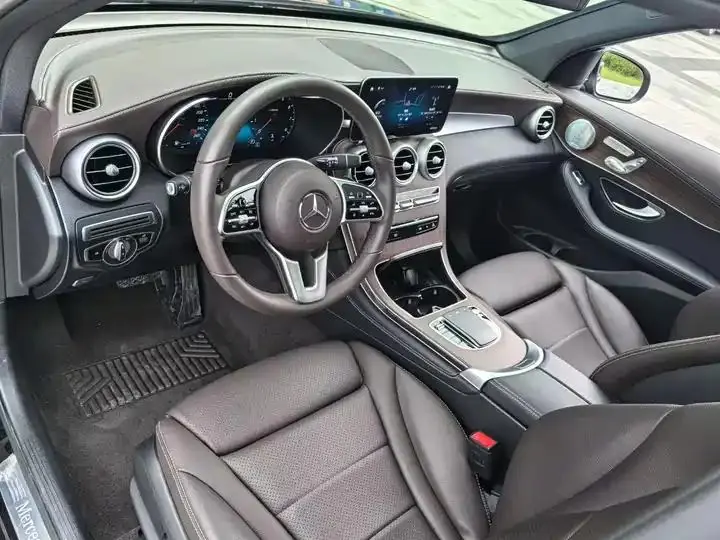 Mercedes Benz GLC 2021 model, GLC 300 L 4MATIC Sport version 5