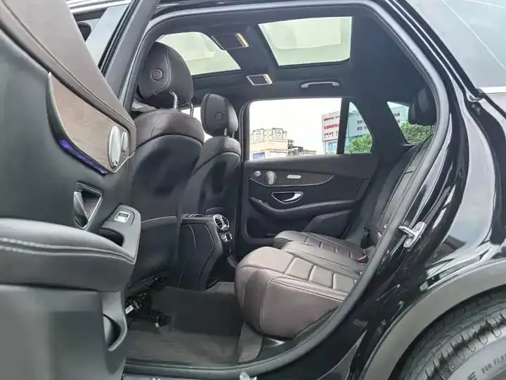 Mercedes Benz GLC 2021 model, GLC 300 L 4MATIC Sport version 7