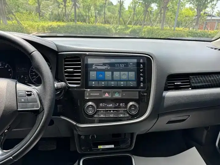 Outlander 2021 model changed to 2.0L two-wheel drive free version 5 18