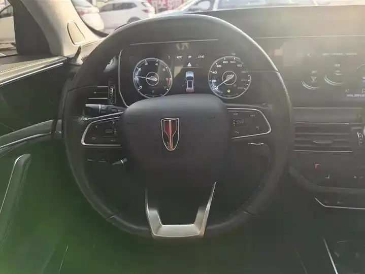 HongQi HS5 2022 to 2.0T Zhilian Flag Edition 15