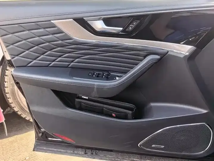 HongQi HS5 2022 to 2.0T Zhilian Flag Edition 7