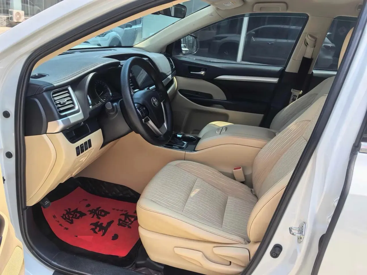 Highlander 2021 2.0T 4-wheel drive elite version 7 seats 4