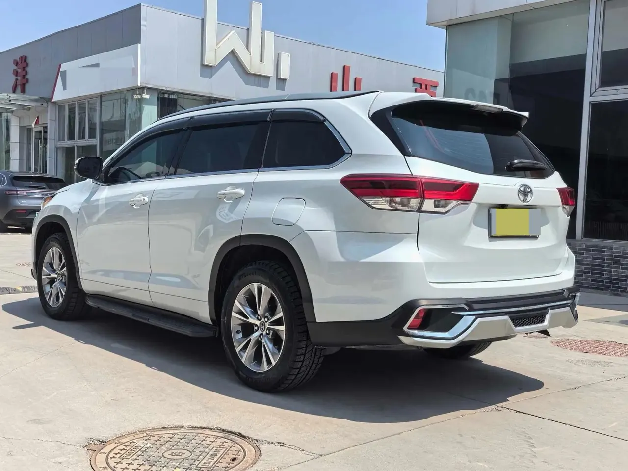 Highlander 2021 2.0T 4-wheel drive elite version 7 seats 8