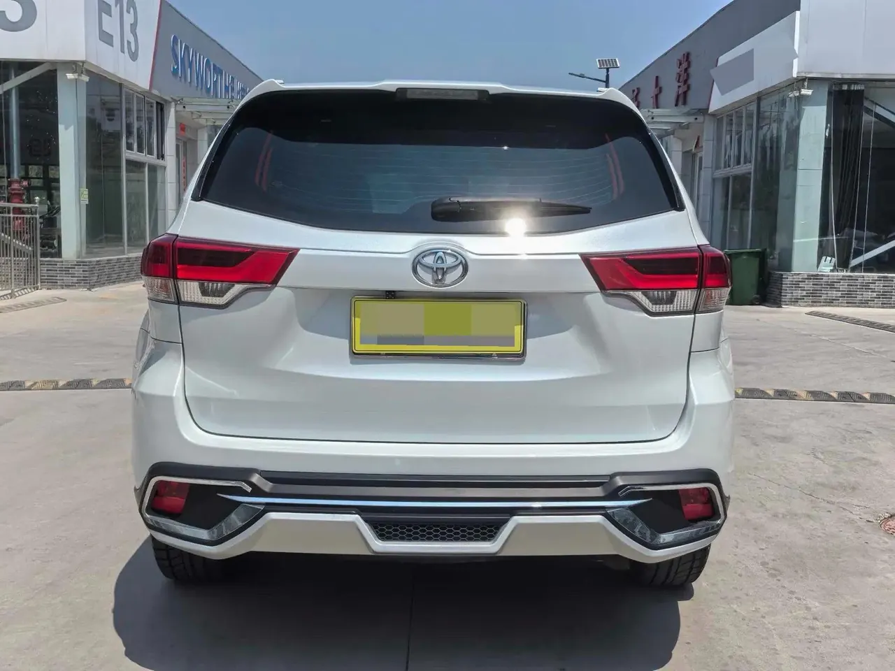 Highlander 2021 2.0T 4-wheel drive elite version 7 seats 9