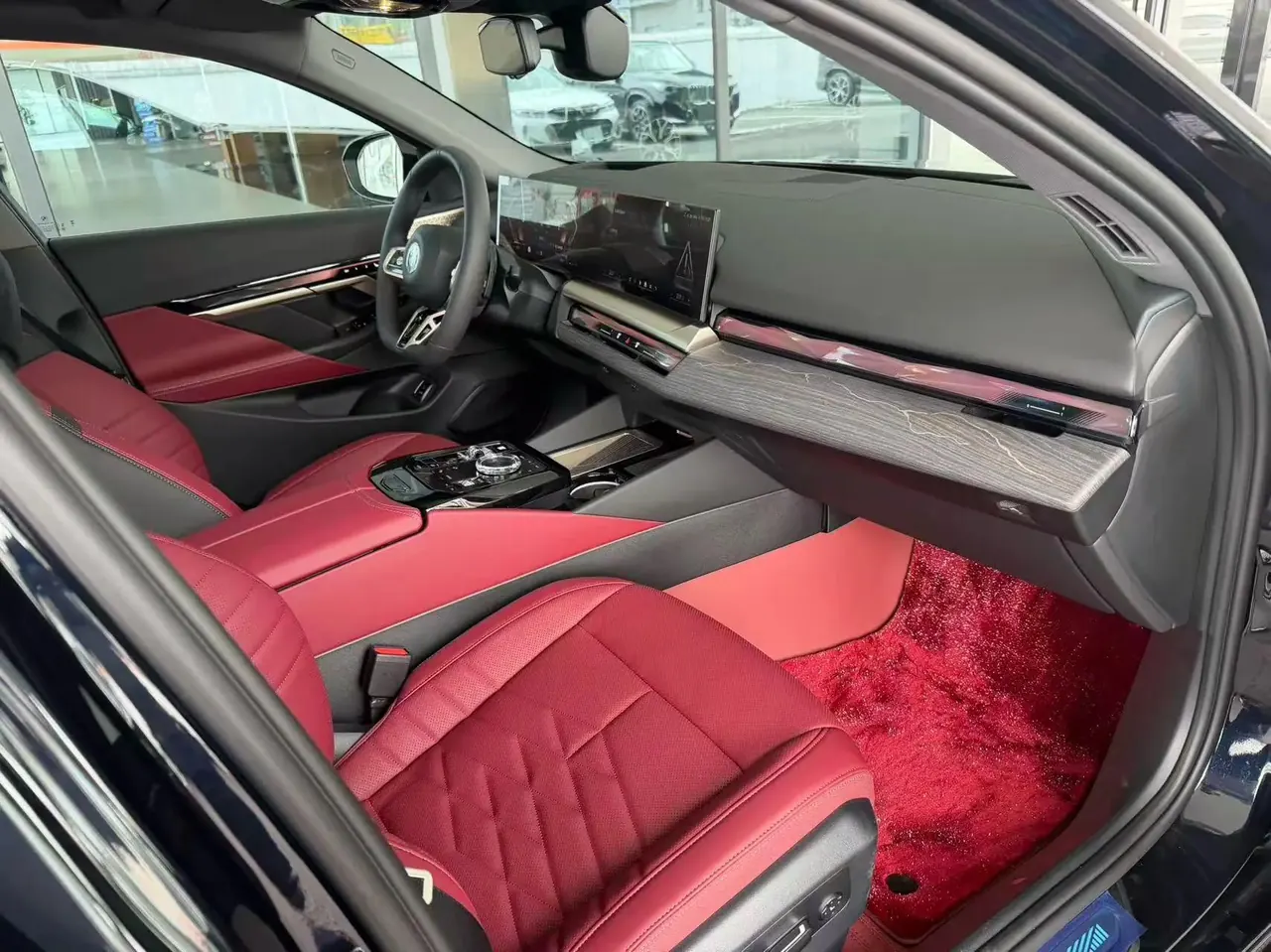 BMW 5 series 2026 530Li 48V 2.0T exclusive m sports suit automatic gear 2