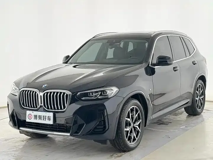 BMW X3 2022 facelift xDrive25i M sports suit - View 1