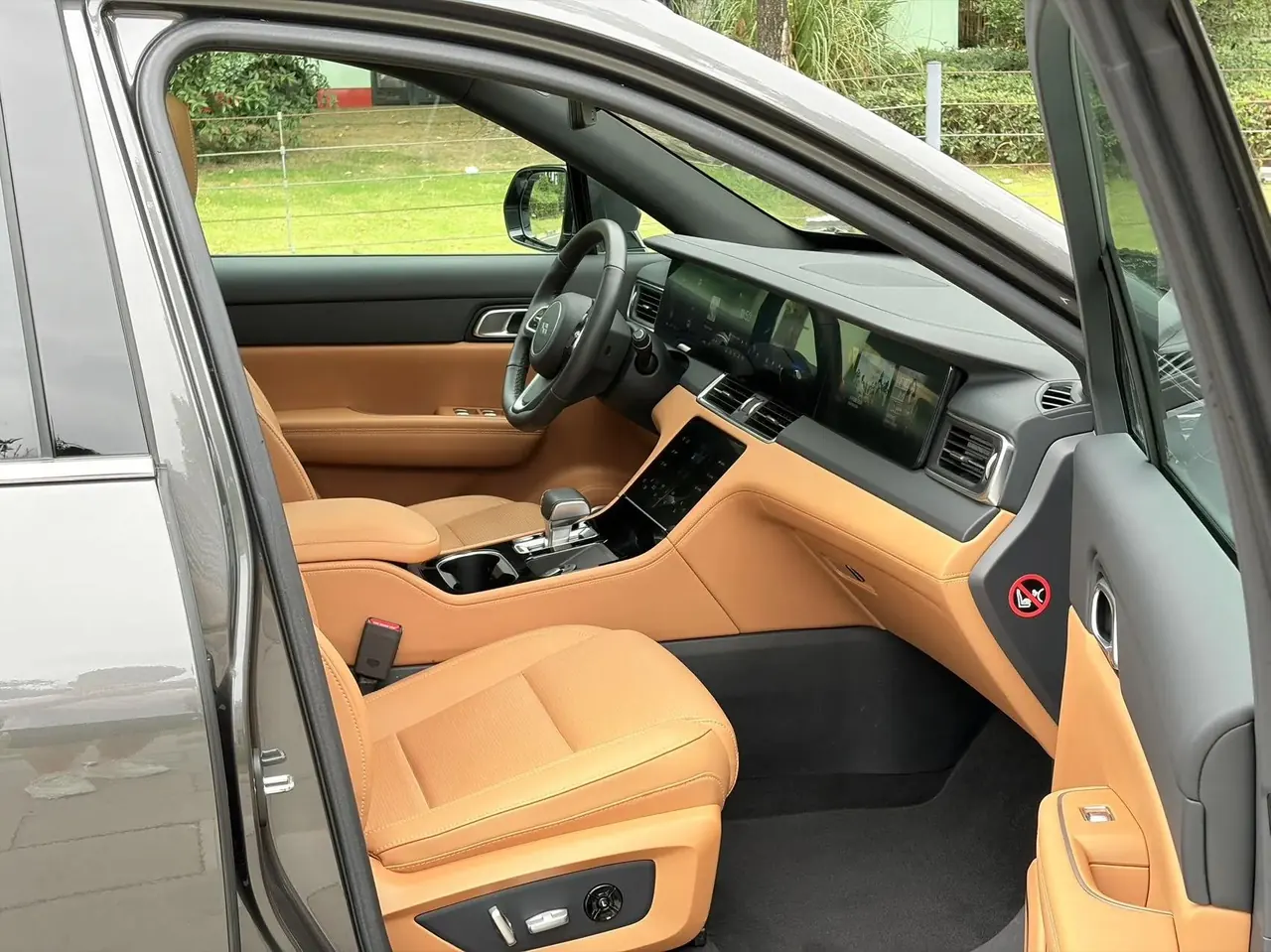 Li ONE 2021 Range-Extended 6-Seater Version 4