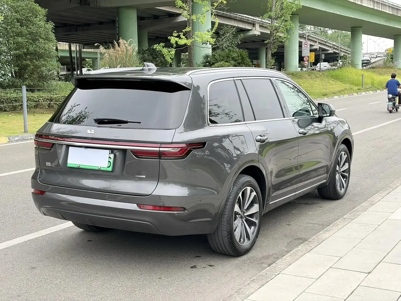 Li ONE 2021 Range-Extended 6-Seater Version 9
