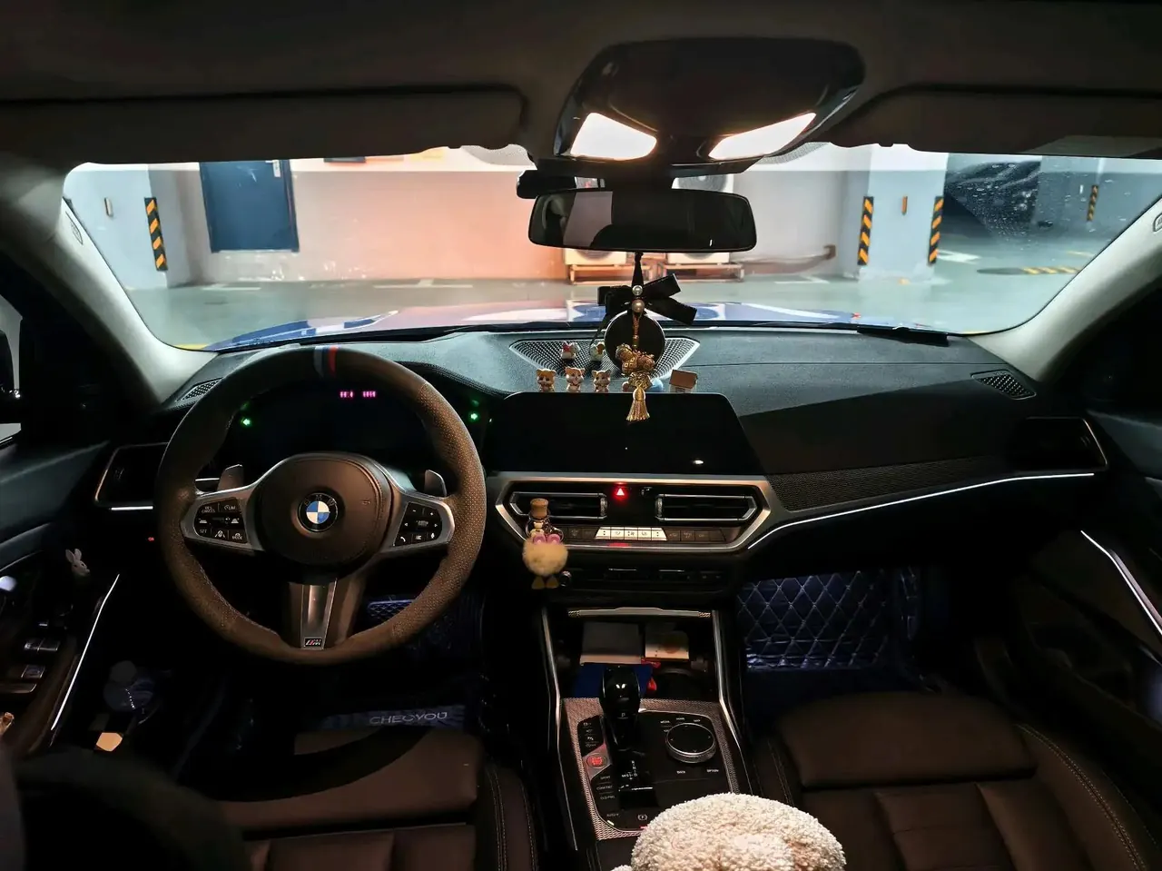 BMW 3 Series 2020 330Li xDrive M Sports Obsidian Night Kit 5
