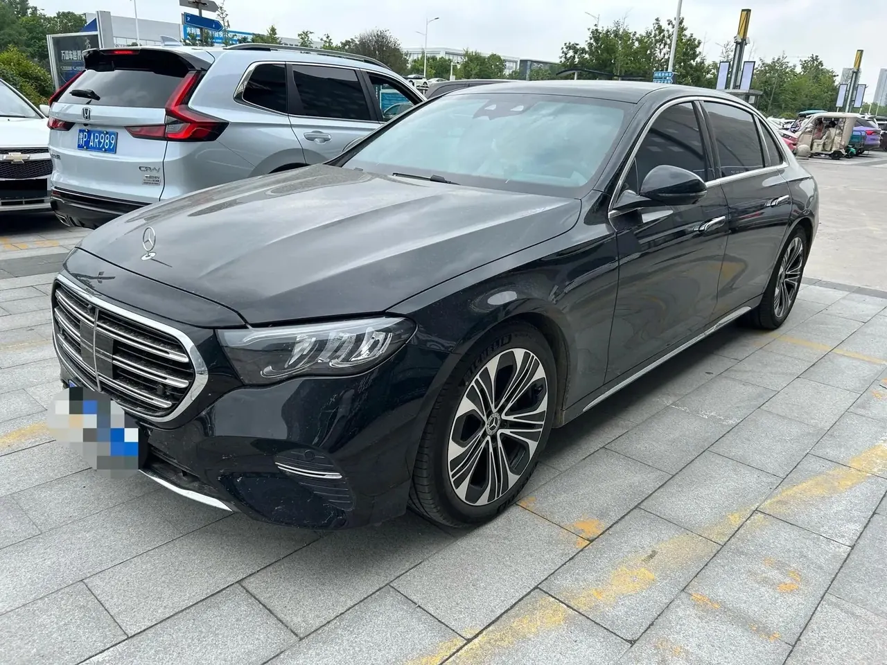 Mercedes Benz E Class 2026 E 300 L 48V 2.0T Luxury (Modified) Automatic Gear - View 1