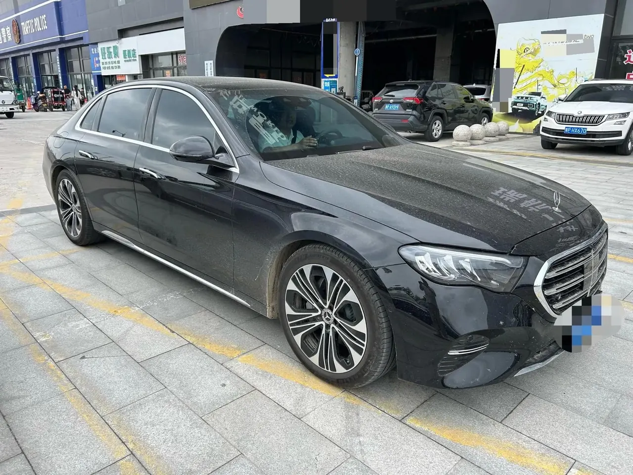 Mercedes Benz E Class 2026 E 300 L 48V 2.0T Luxury (Modified) Automatic Gear 3