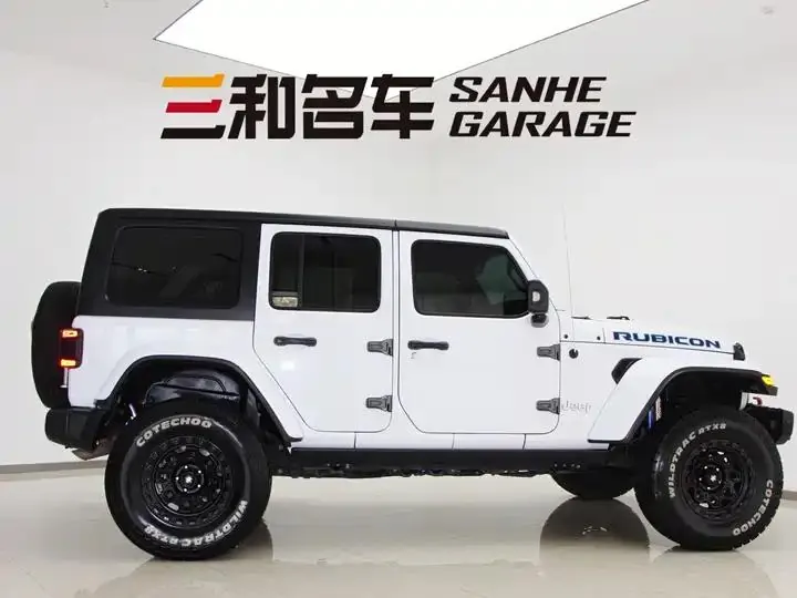 Wrangler New Energy 2021 Four 2.0T 4xe Sahara 4