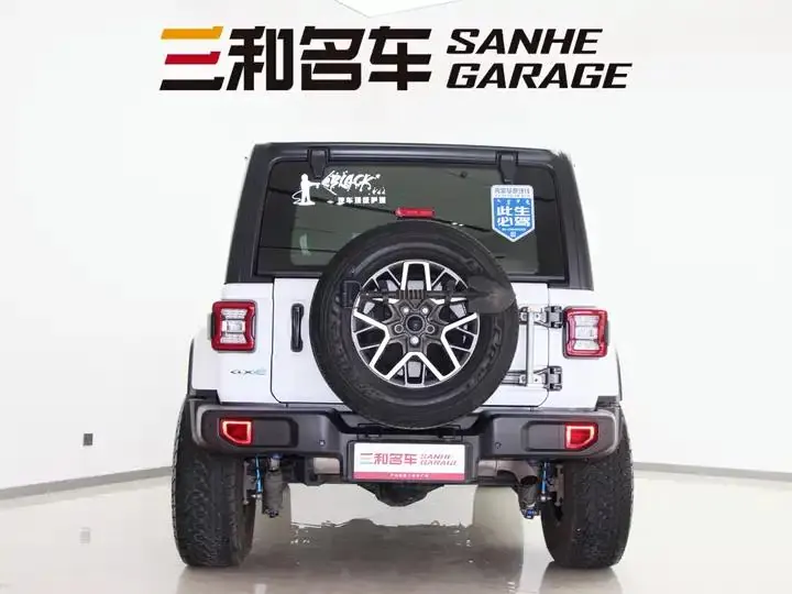 Wrangler New Energy 2021 Four 2.0T 4xe Sahara 5