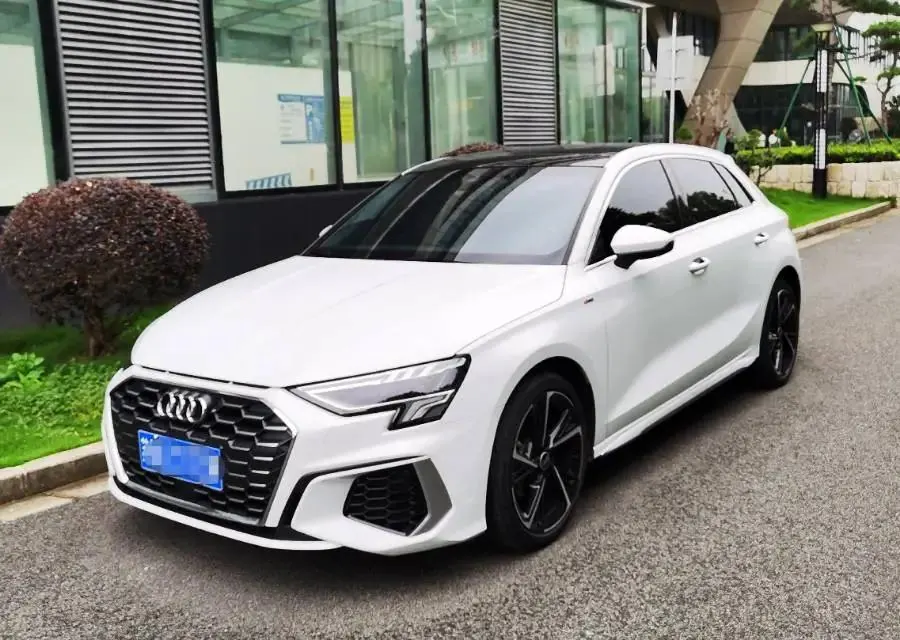 Audi 2023 A3 Sportback 1.4TFSI 35TFSI Fashion Sport Model (facelift) Automatic - View 1