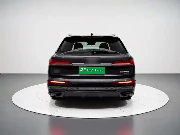 Audi Q7 2021 55 TFSI quattro S line Sport 5