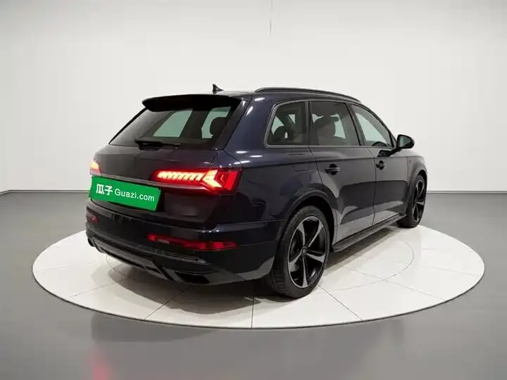 Audi Q7 2021 55 TFSI quattro S line Sport 6