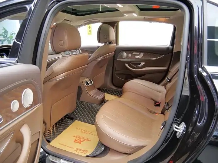 Mercedes Benz E-Class 2023 E 300 L Luxury Model 12