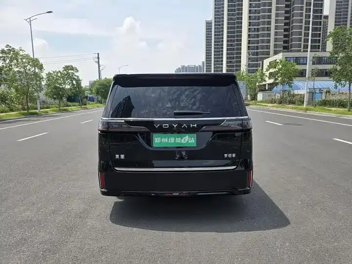 Voyah Dreamer 2025 PHEV Four-wheel Drive Distinguished Kunpeng Edition 8