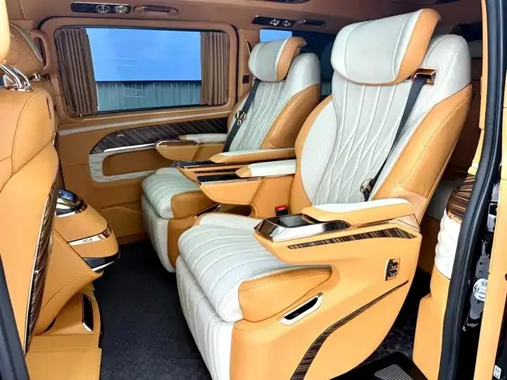 Mercedes Benz Class V 2024V 260 L High Top Custom Edition 14
