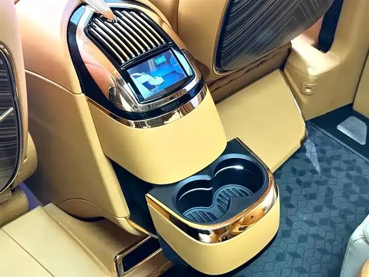 Mercedes Benz Class V 2024V 260 L High Top Custom Edition 21