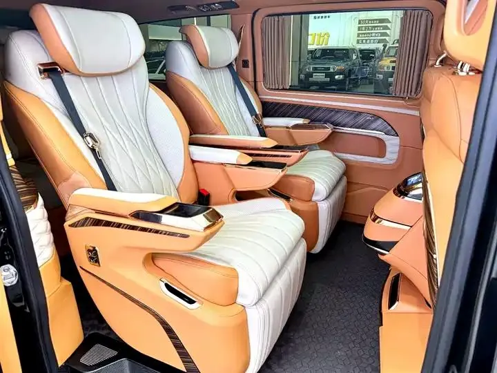 Mercedes Benz Class V 2024V 260 L High Top Custom Edition 25