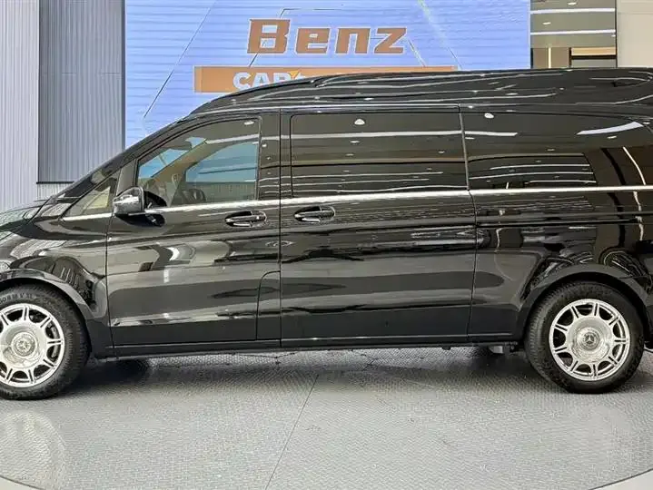 Mercedes Benz Class V 2024V 260 L High Top Custom Edition 5