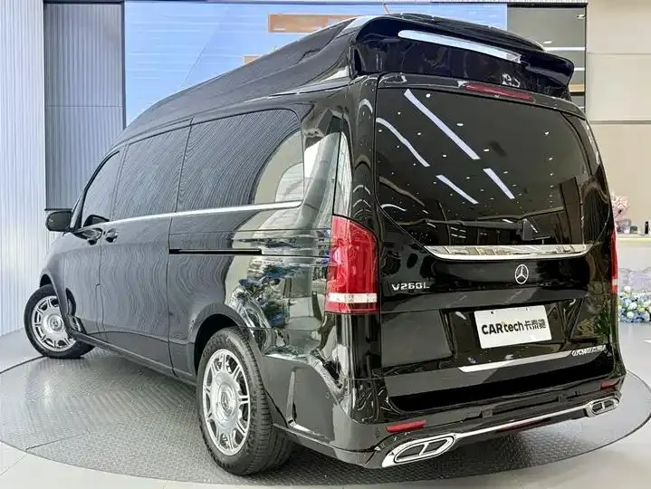 Mercedes Benz Class V 2024V 260 L High Top Custom Edition 6