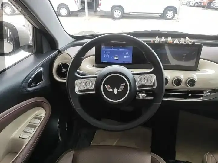 WuLing Plantronics 2024 333km Pleasant 11