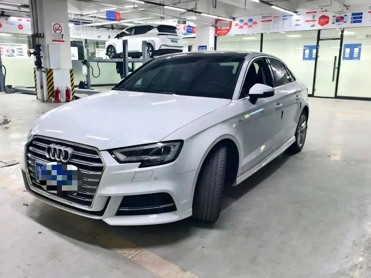 Audi A3 2020 Limousine 35 TFSI Fashion Version National V - View 1