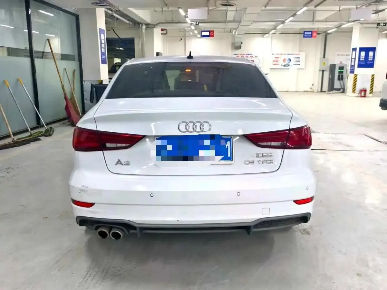 Audi A3 2020 Limousine 35 TFSI Fashion Version National V 8