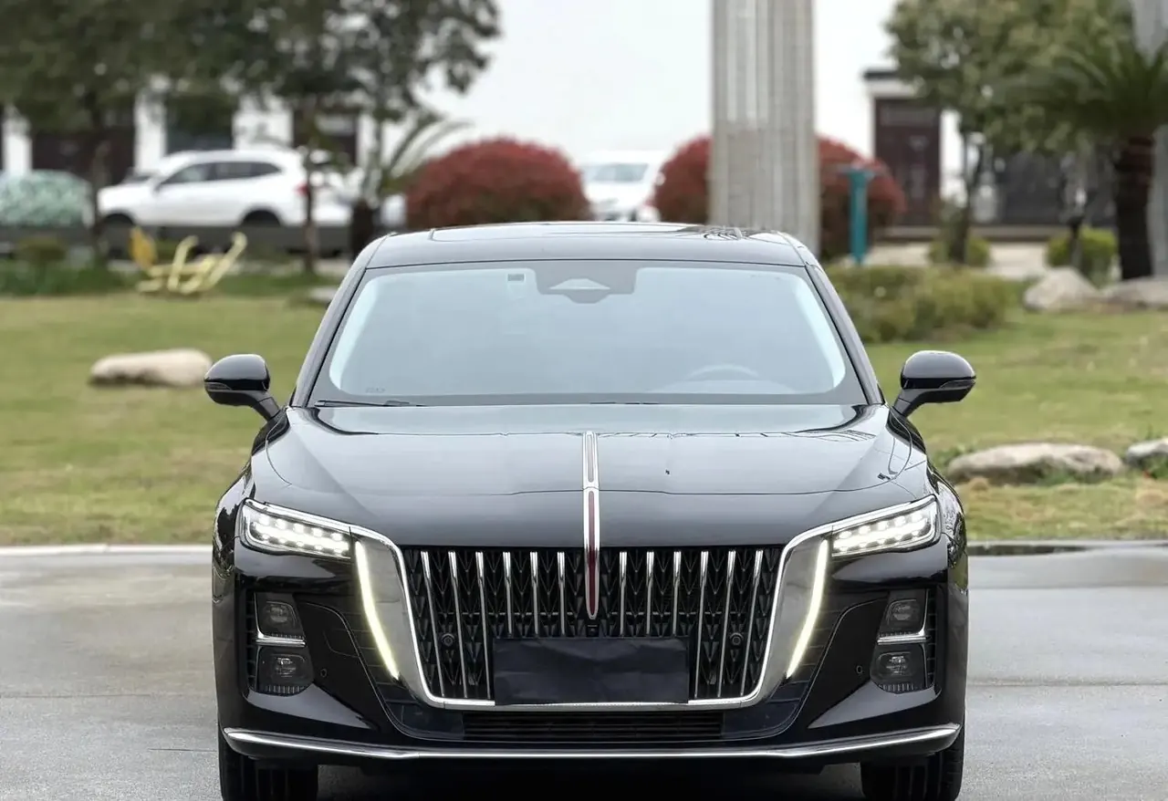 HongQi 2025 Model H5 2.0T Flag-Champ 500,000-Vehicle Commemorative Edition Automatic 2