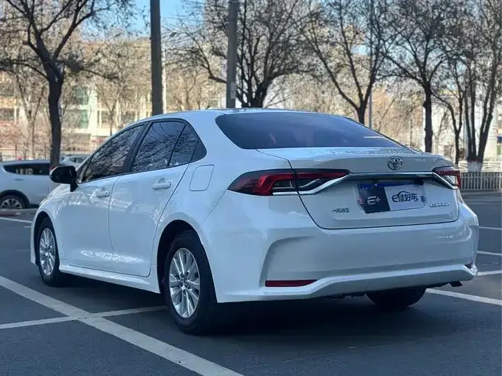 Corolla 2021 TNGA 1.5L CVT Pioneer Edition 12