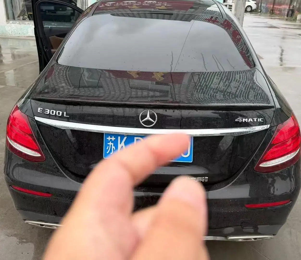 Mercedes Benz E-Class 2020 E 300 L Sport Luxury Edition 6