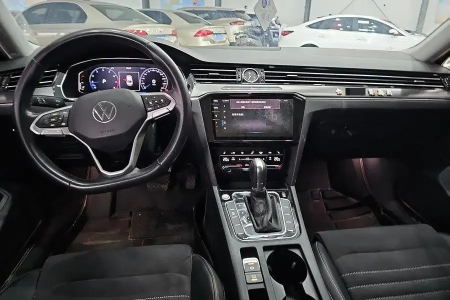 Magotan 2020 330TSI DSG Luxury Edition 4