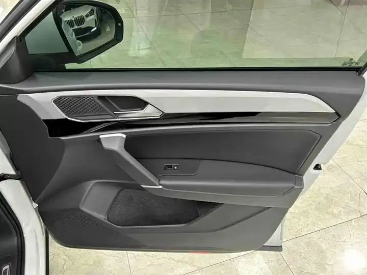 Tangyue 2022 280TSI Front-Wheel-Drive Luxury Smart Connectivity Edition 12