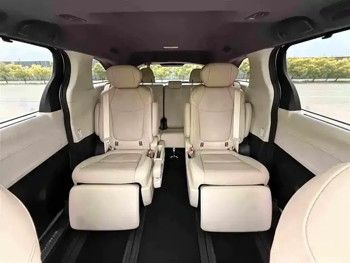 Sana SIENNA 2023 2.5L Hybrid Premium Edition 20