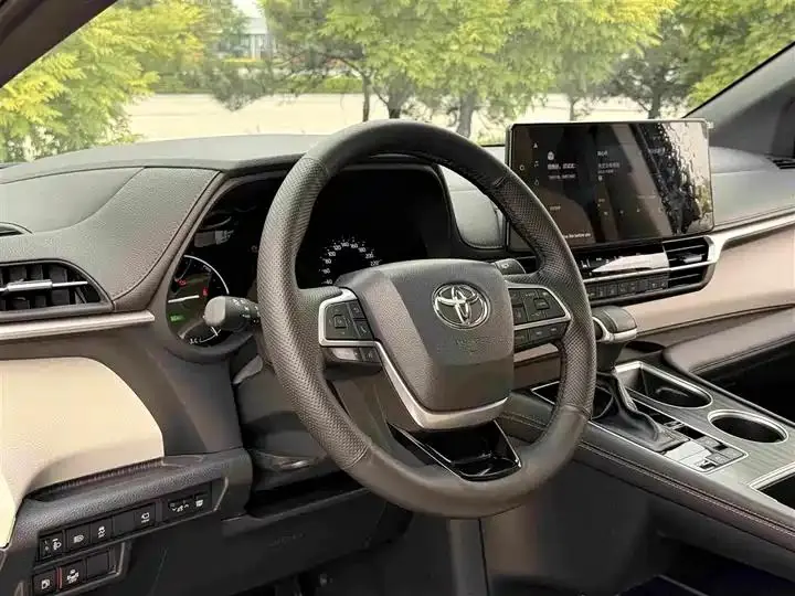 Sana SIENNA 2023 2.5L Hybrid Premium Edition 6