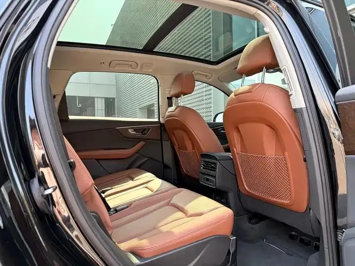 Audi Q7 2025 45 TFSI quattro S line Black Samurai 15