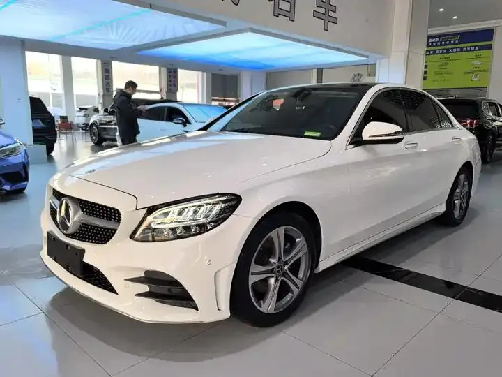 Mercedes Benz Class C 2020 to C 260 L Sports Edition - View 1