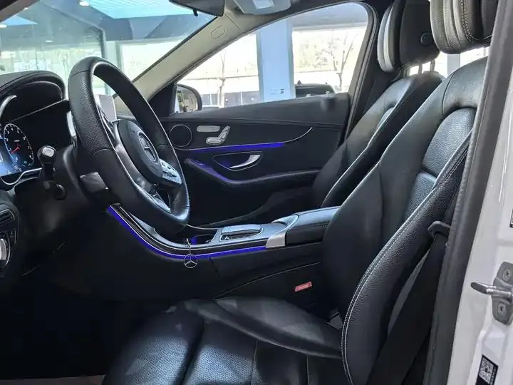 Mercedes Benz Class C 2020 to C 260 L Sports Edition 9